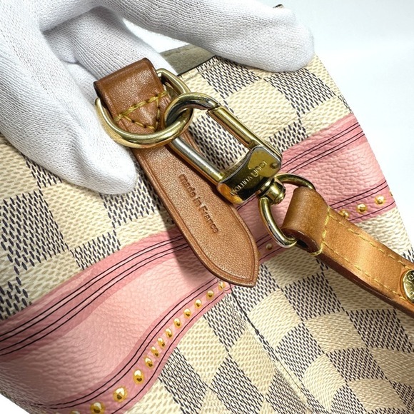 LOUIS VUITTON White Damier Shoulder Bag - Picture 14 of 15